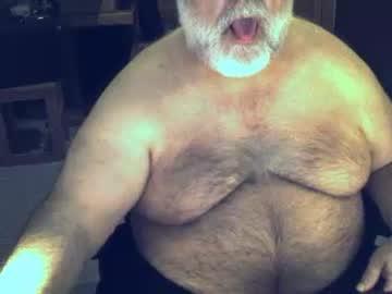 azdaddybear chaturbate