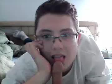 isaacnewdton chaturbate