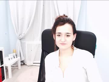 kira_yammy chaturbate