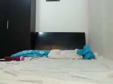 kitty_lovers19 chaturbate