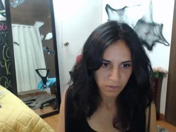 monik_love chaturbate