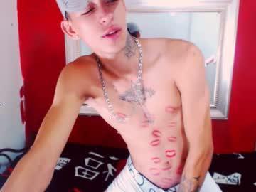 sexytattooboyxx chaturbate