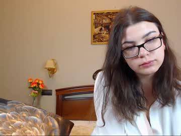 shining_sara chaturbate